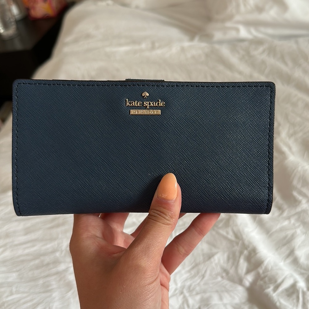 Kate Spade Morgan Slim Bifold Wallet
